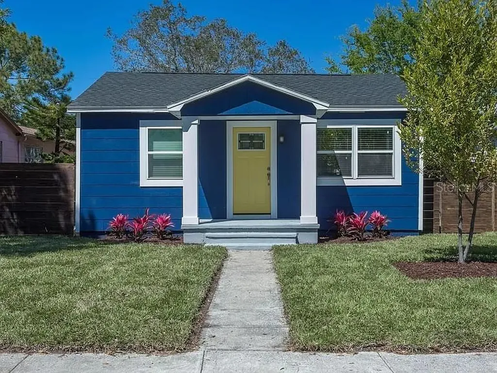 1411 34th Avenue N St Petersburg FL 33704
