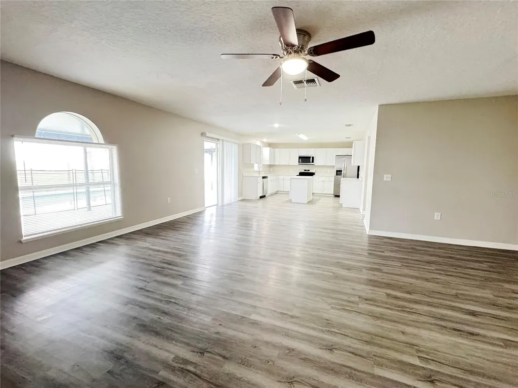 1795 Sunset Ridge Drive Mascotte FL 34753