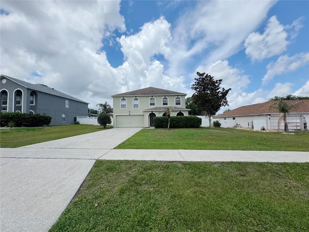 1795 Sunset Ridge Drive Mascotte FL 34753