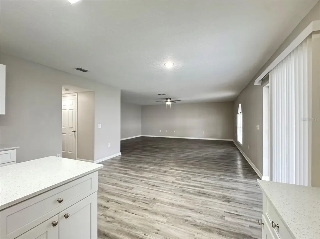 1795 Sunset Ridge Drive Mascotte FL 34753