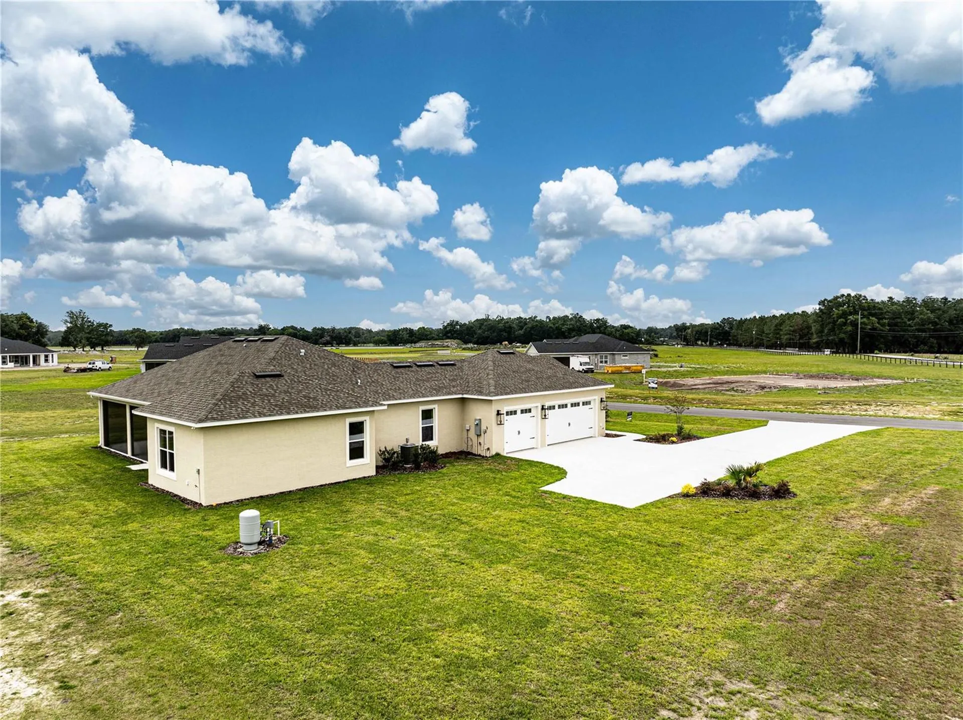 1439 Cr 212 Oxford FL 34484