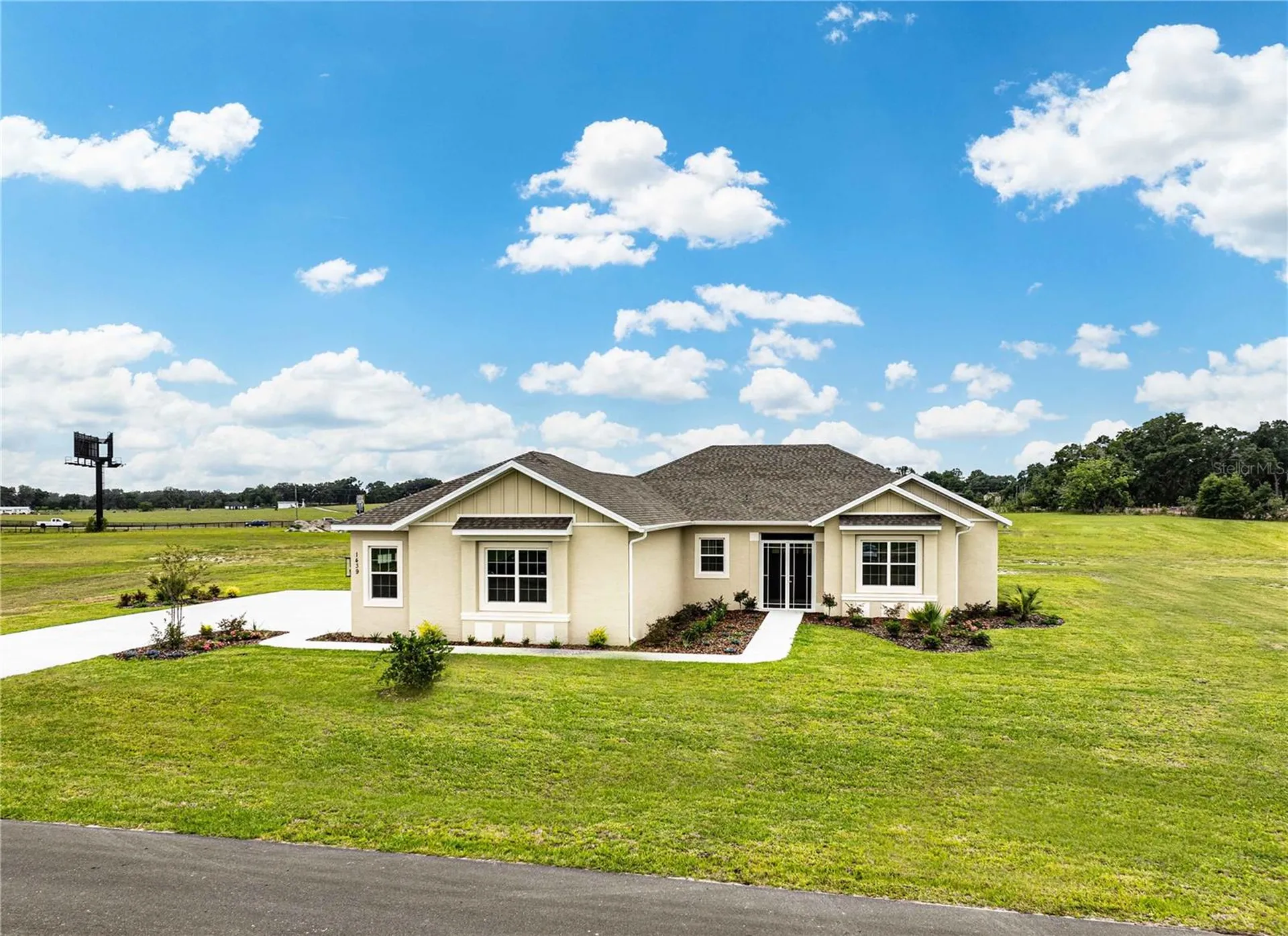1439 Cr 212 Oxford FL 34484