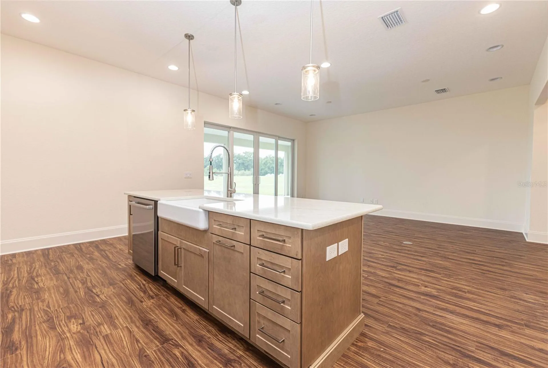 1439 Cr 212 Oxford FL 34484