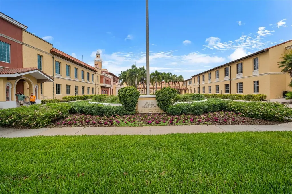 6100 Gulfport Boulevard S Gulfport FL 33707
