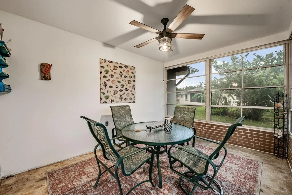 20 Shell Circle Palm Harbor FL 34684