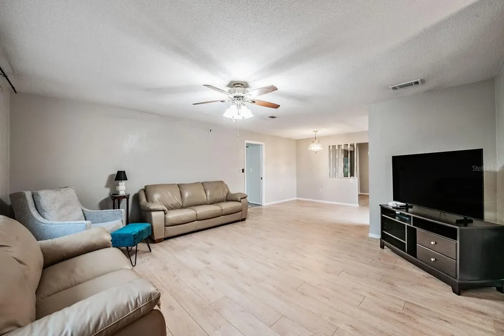 20 Shell Circle Palm Harbor FL 34684