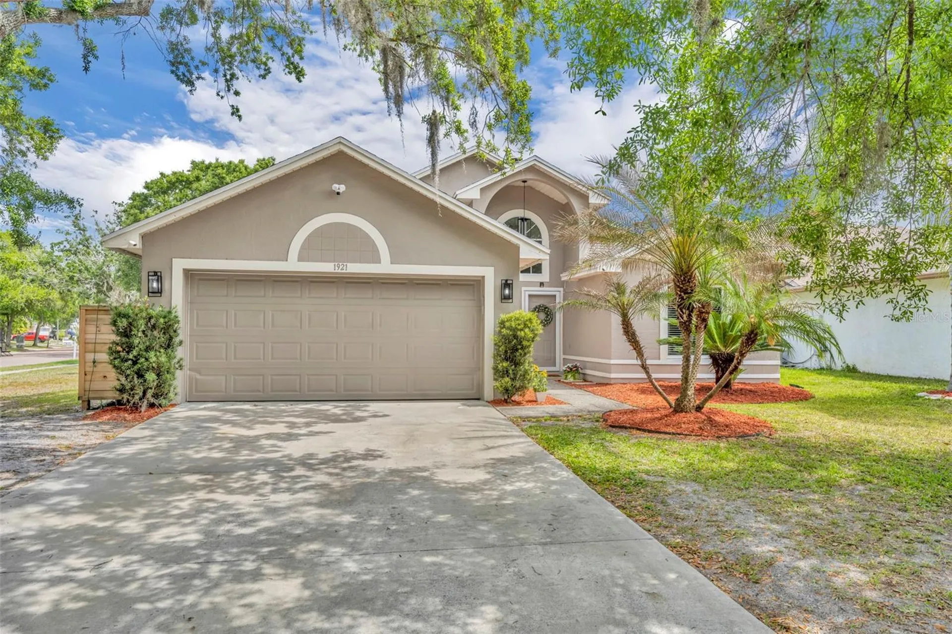 1921 Blue Fox Court Orlando FL 32825
