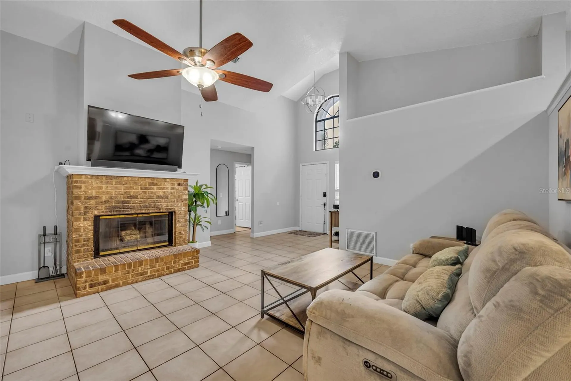 1921 Blue Fox Court Orlando FL 32825