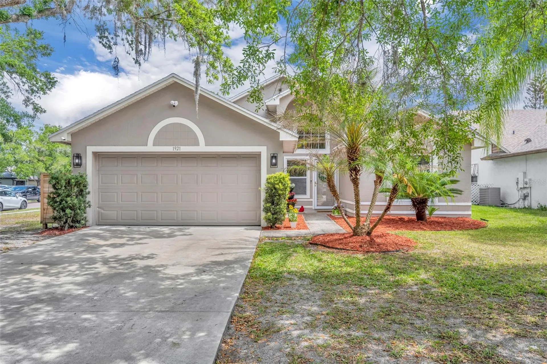 1921 Blue Fox Court Orlando FL 32825