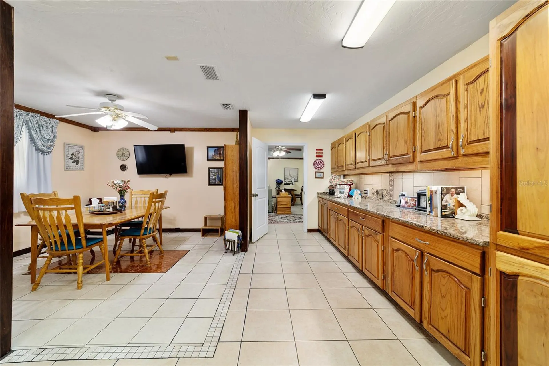 5300 NE 2nd Lane Ocala FL 34470