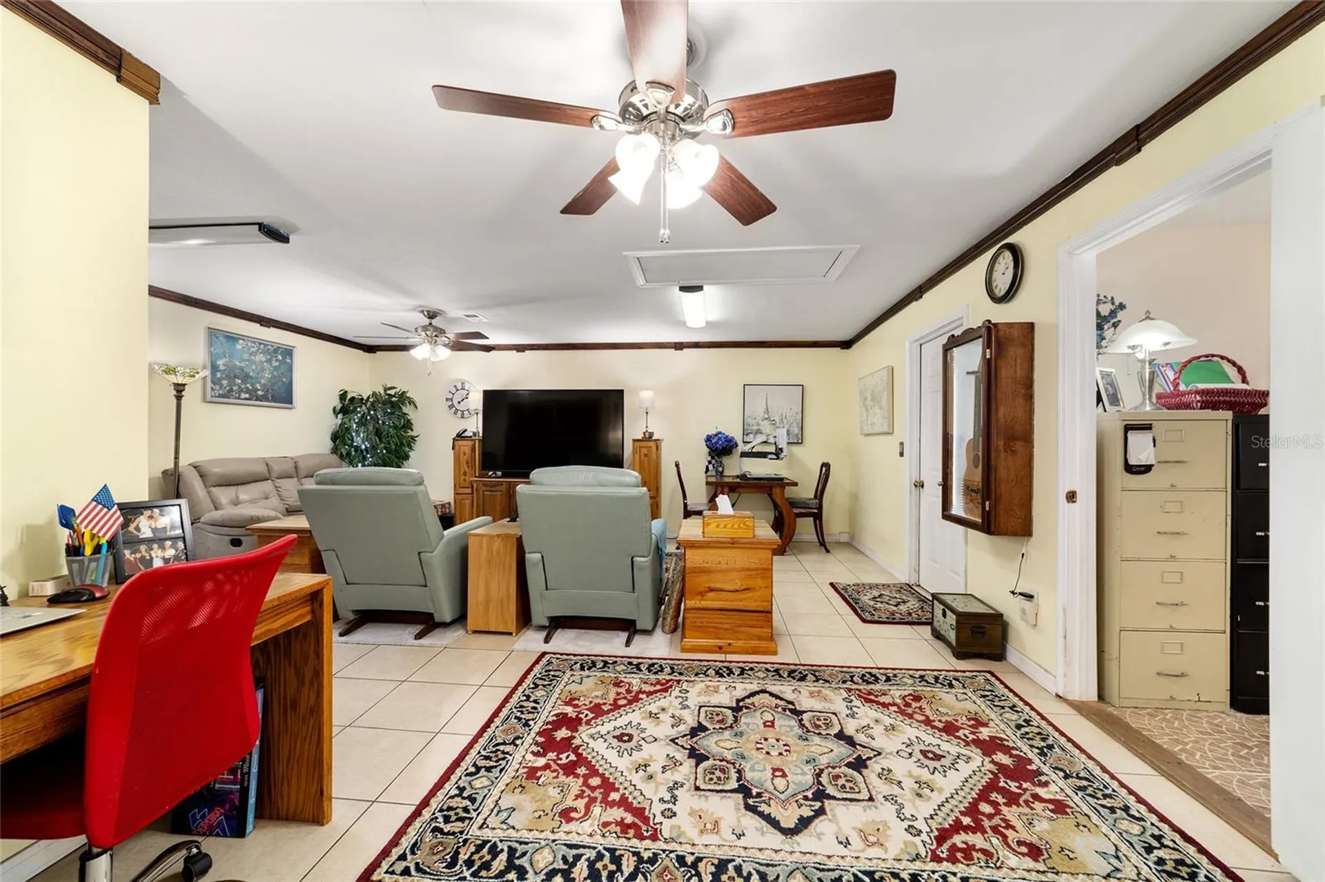 5300 NE 2nd Lane Ocala FL 34470