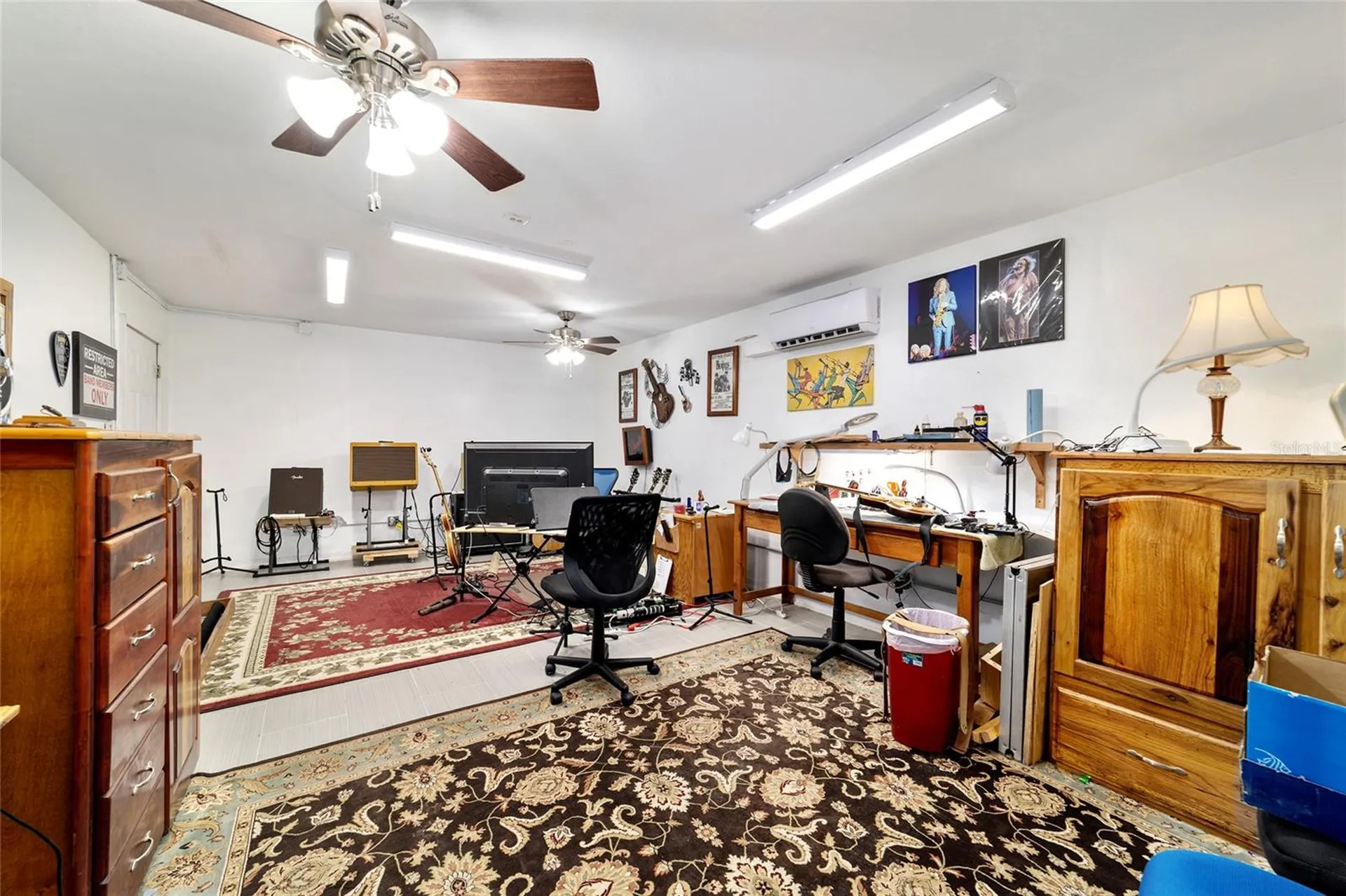 5300 NE 2nd Lane Ocala FL 34470