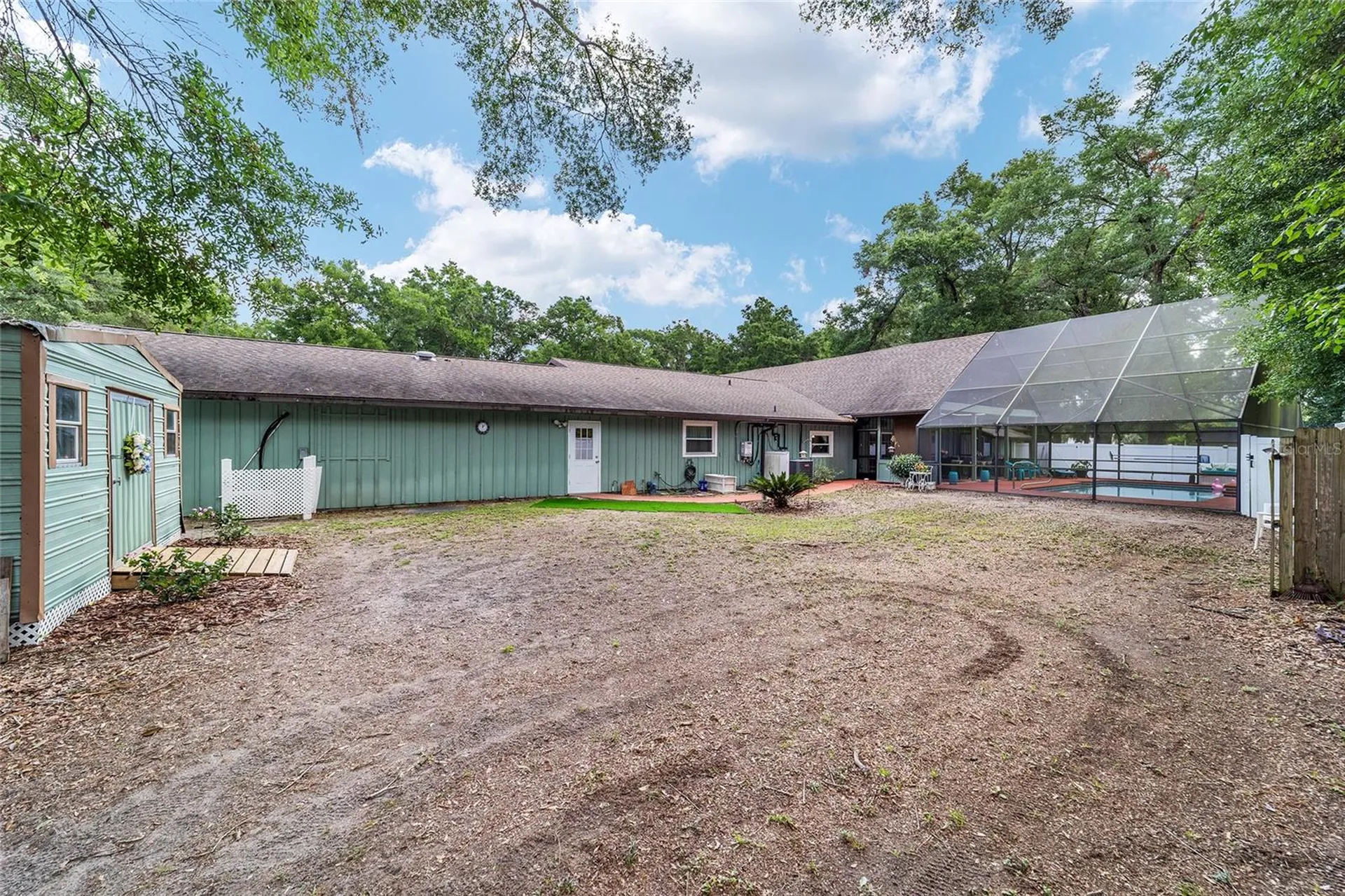 5300 NE 2nd Lane Ocala FL 34470
