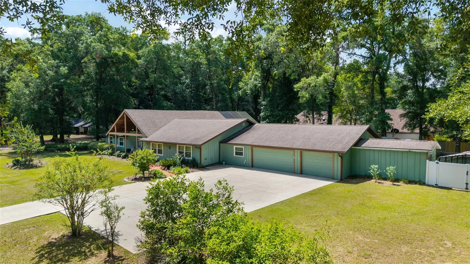 5300 NE 2nd Lane Ocala FL 34470