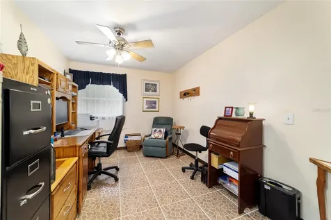 5300 NE 2nd Lane Ocala FL 34470