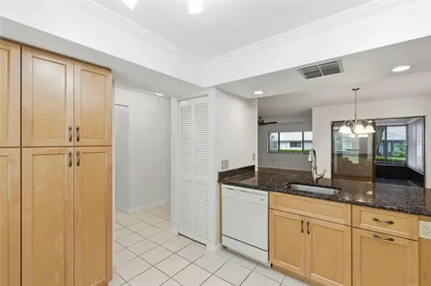 2733 Countryside Boulevard Clearwater FL 33761