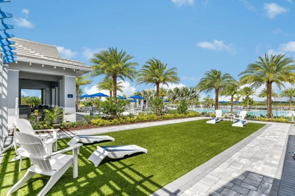 17707 Palmiste Drive Bradenton FL 34202