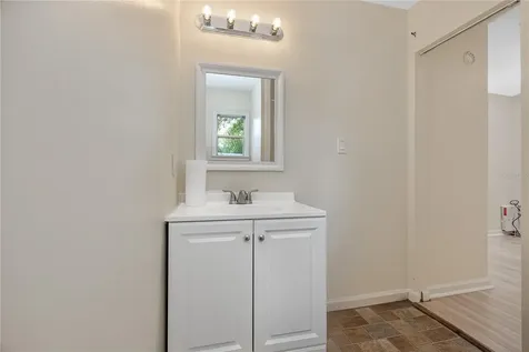7134 Lauder Place Tampa FL 33617