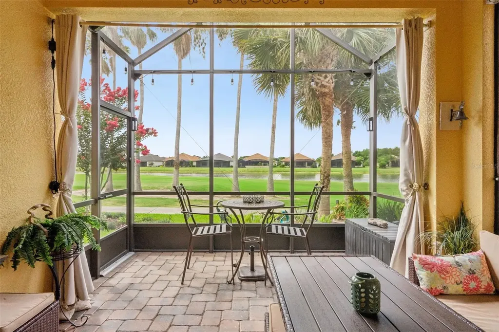 2448 Palm Tree Drive Kissimmee FL 34759