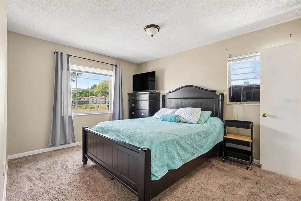 10108 Alambra Avenue Tampa FL 33619