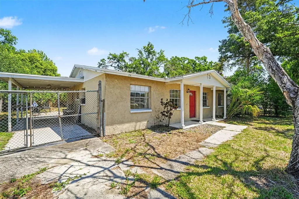 10108 Alambra Avenue Tampa FL 33619
