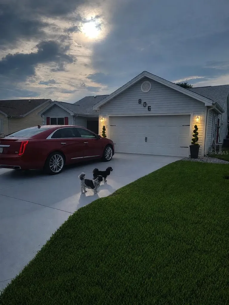 806 San Salvador Drive The Villages FL 32159