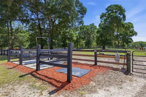 9106 SW 124th Street Archer FL 32618