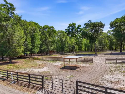 9106 SW 124th Street Archer FL 32618