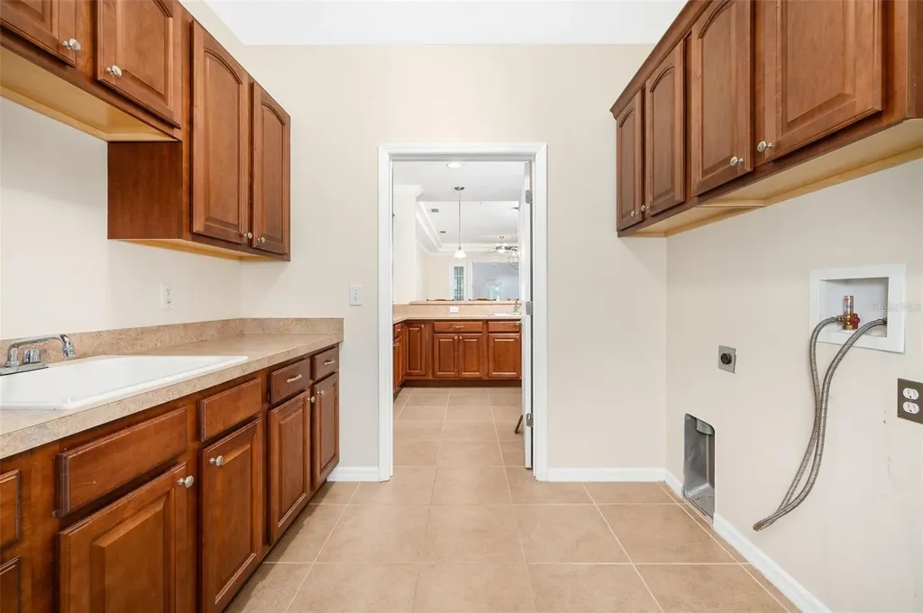12837 NW 12th Road Newberry FL 32669