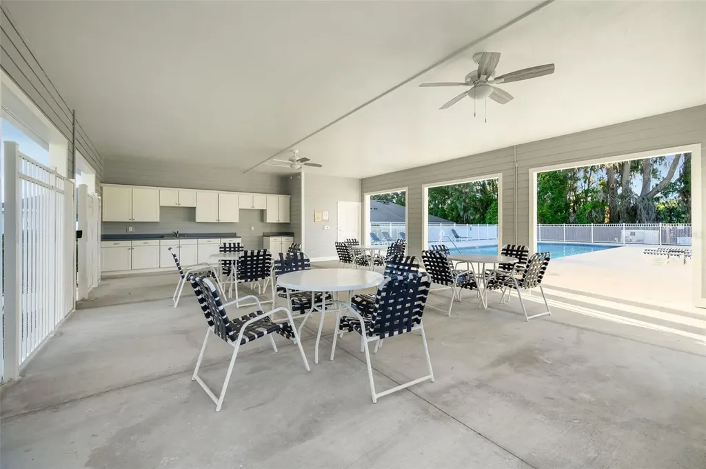 12837 NW 12th Road Newberry FL 32669