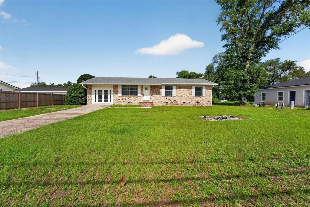 219 N East Avenue Panama City FL 32401