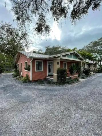 311 Belleview Boulevard Belleair FL 33756