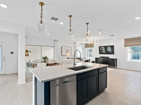 10450 Glowing Beacon Street Orlando FL 32829