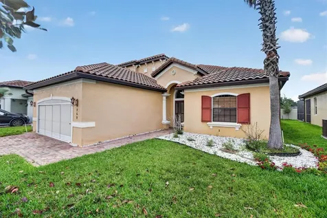 369 Villa Sorrento Circle Haines City FL 33844