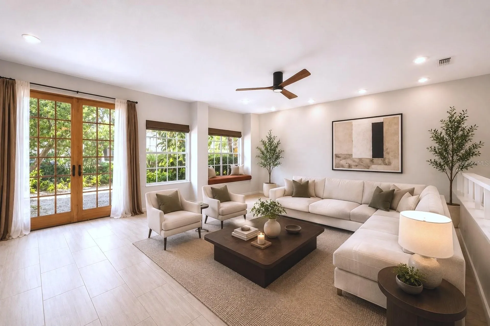 641 Maple Oak. Circle Altamonte Springs FL 32701