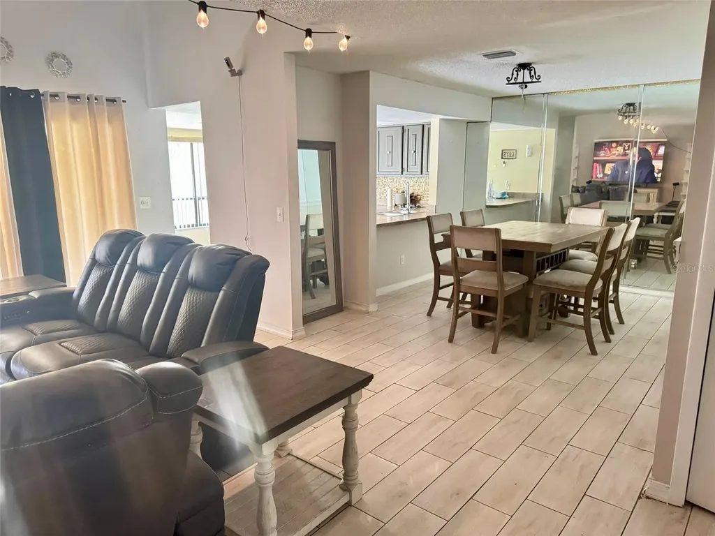4747 Puritan Circle Tampa FL 33617
