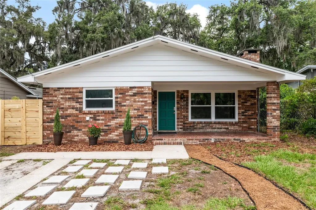 1028 NE 5th Street Gainesville FL 32601