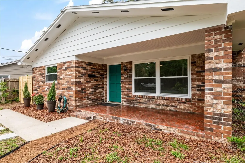 1028 NE 5th Street Gainesville FL 32601