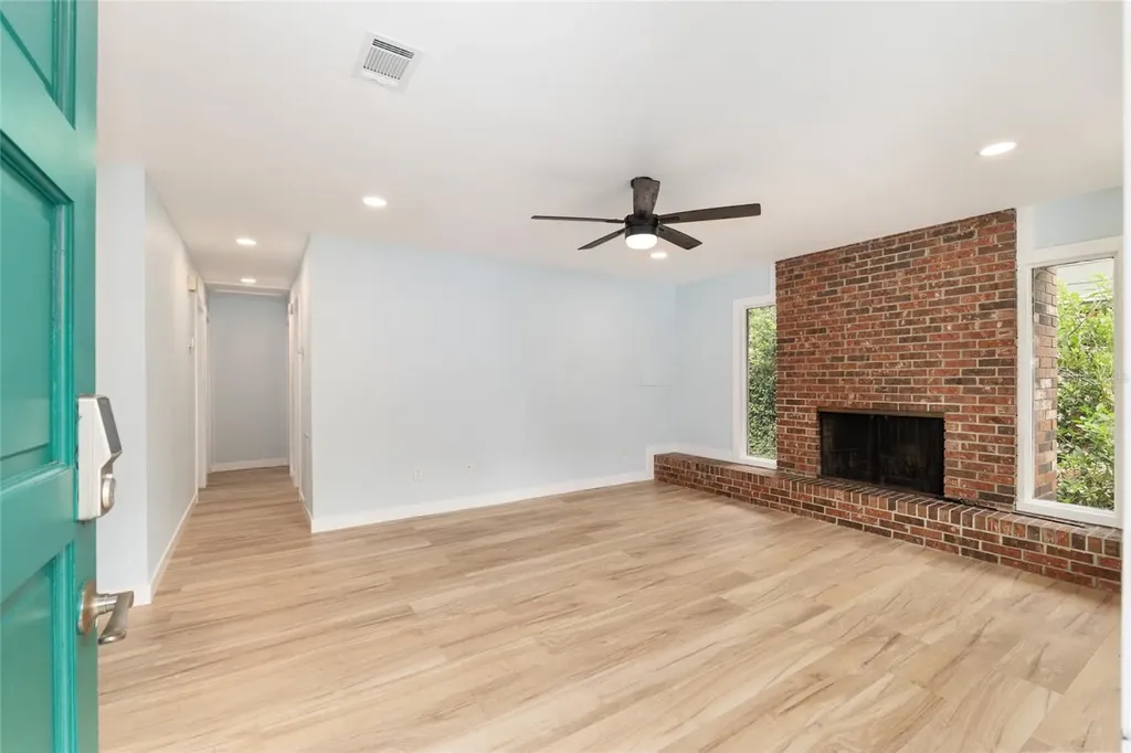 1028 NE 5th Street Gainesville FL 32601