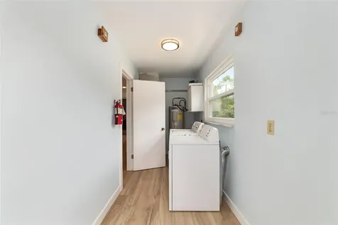 1028 NE 5th Street Gainesville FL 32601