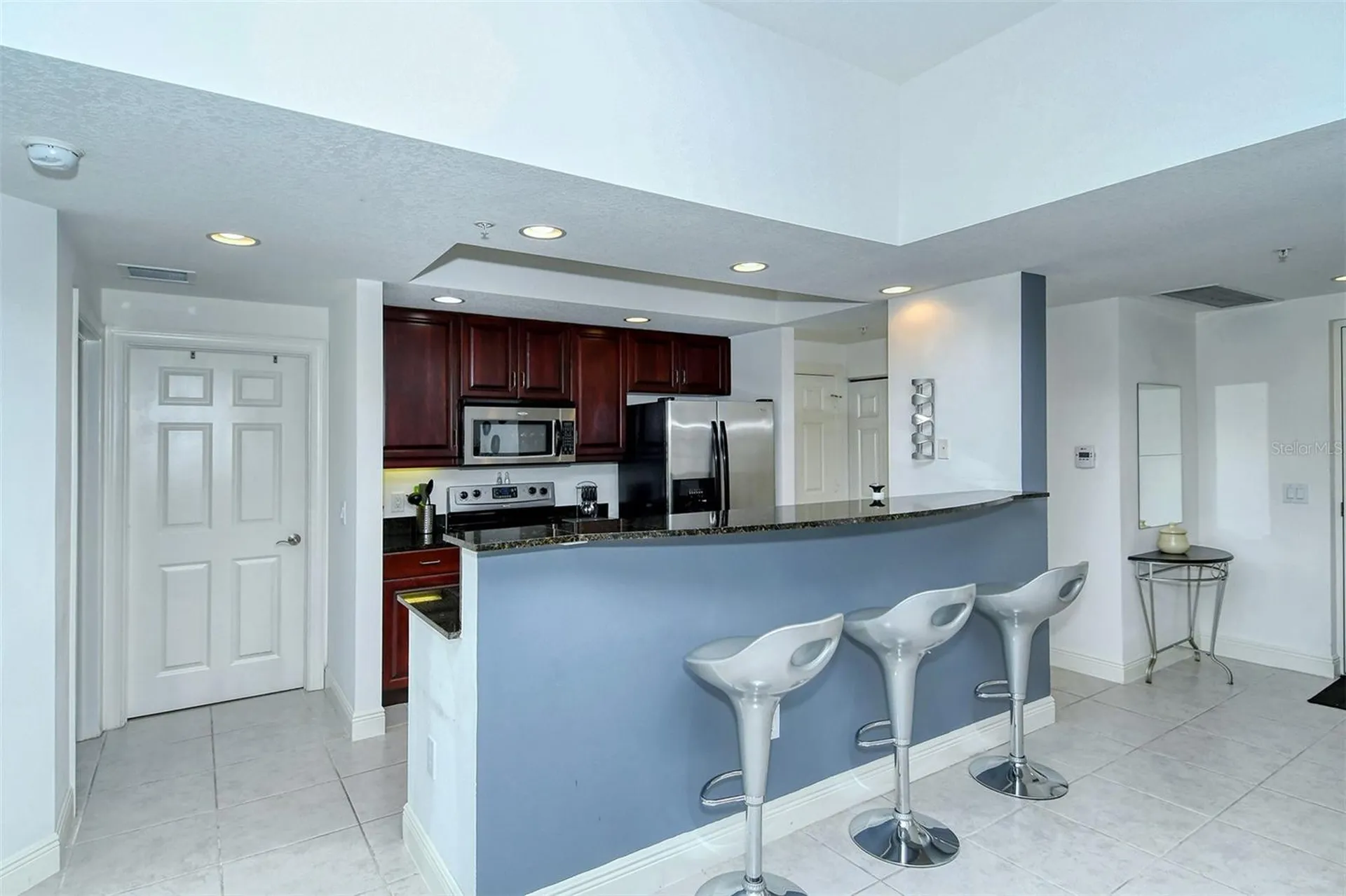 800 N Tamiami Trail Sarasota FL 34236