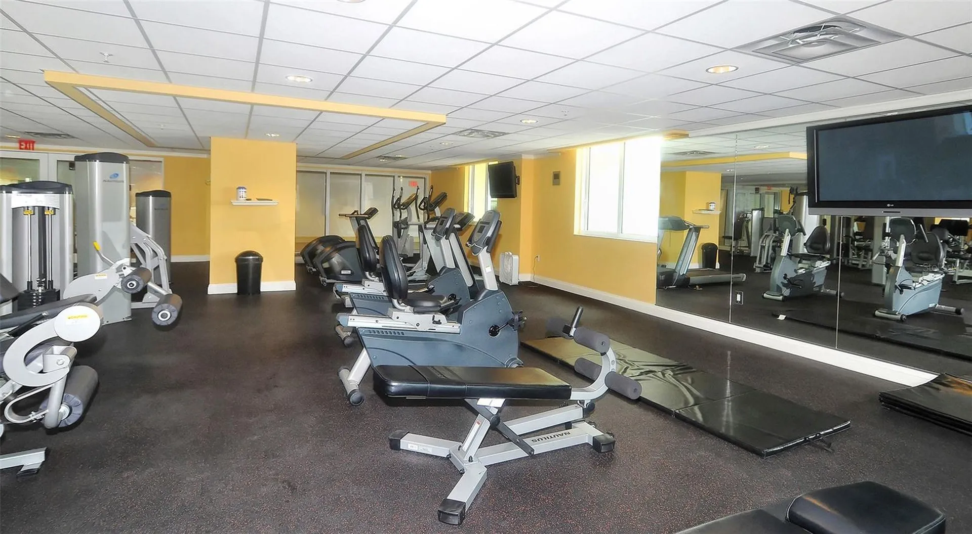 800 N Tamiami Trail Sarasota FL 34236