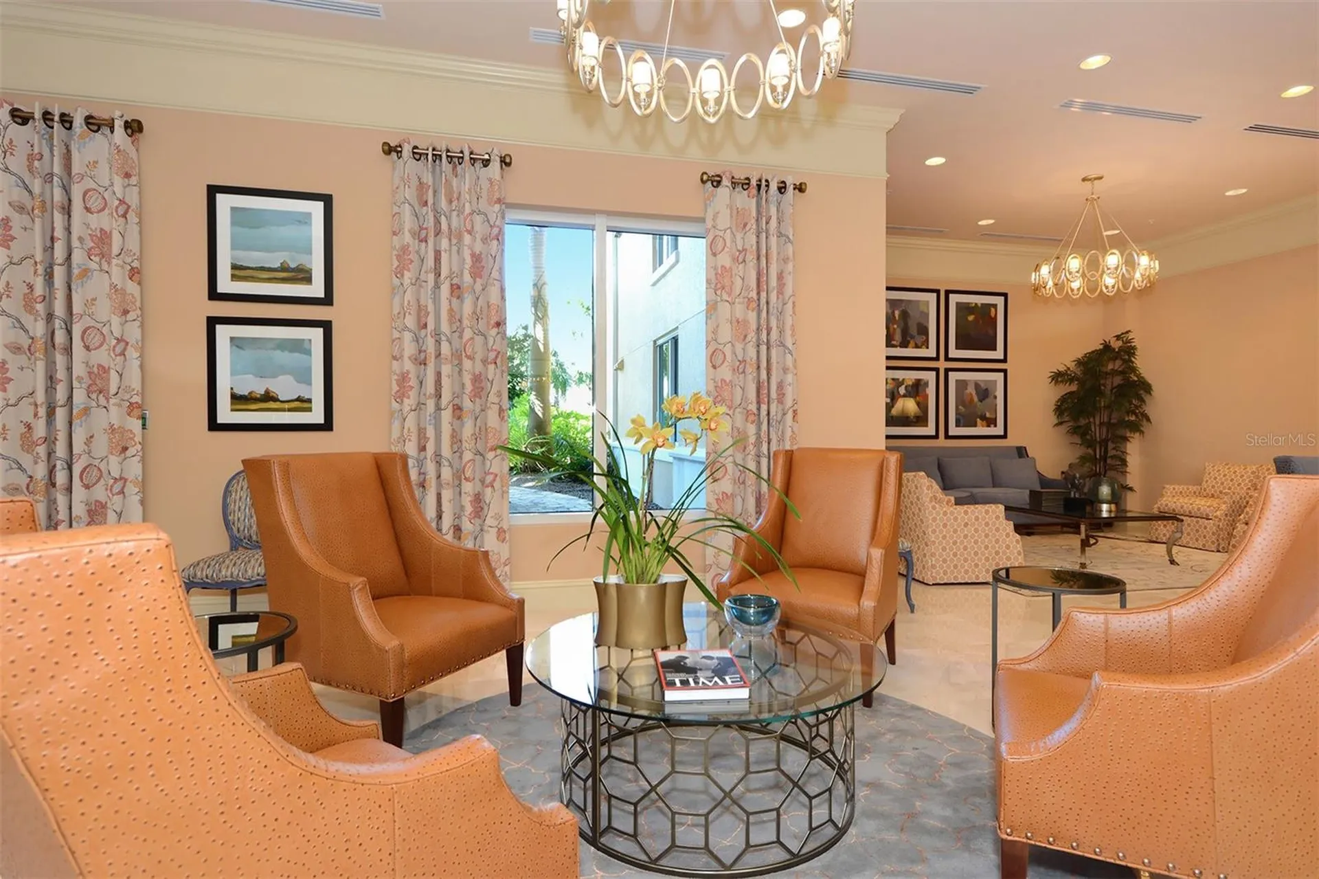 800 N Tamiami Trail Sarasota FL 34236