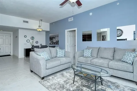 800 N Tamiami Trail Sarasota FL 34236