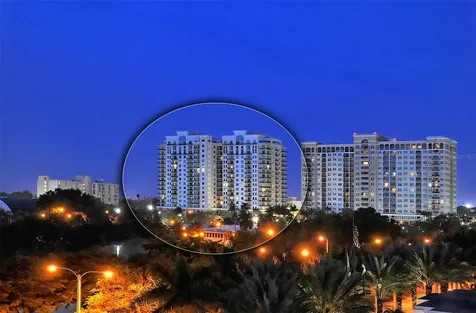 800 N Tamiami Trail Sarasota FL 34236