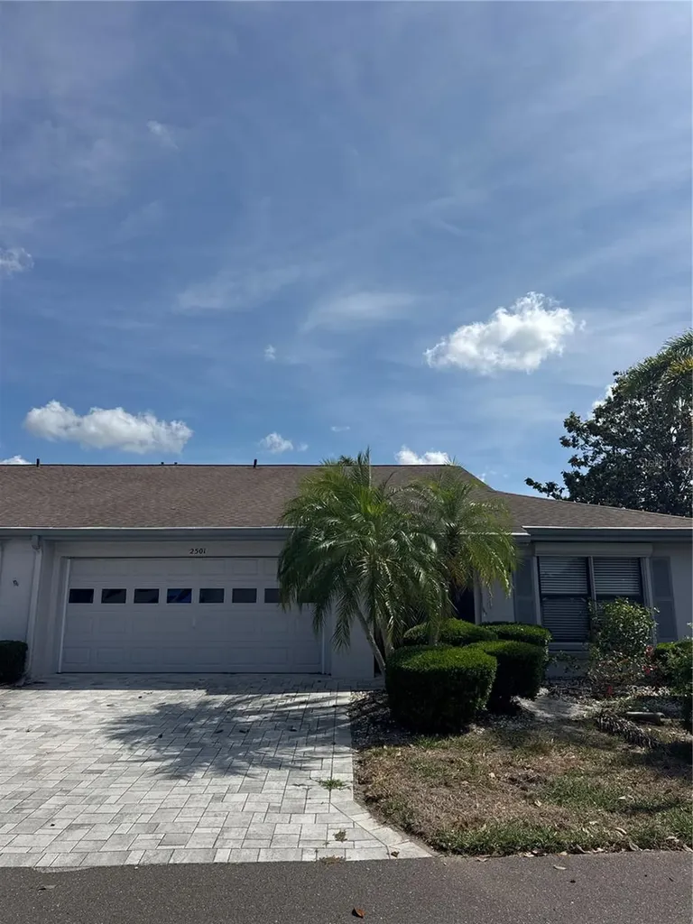2501 Lonigan Place Sun City Center FL 33573