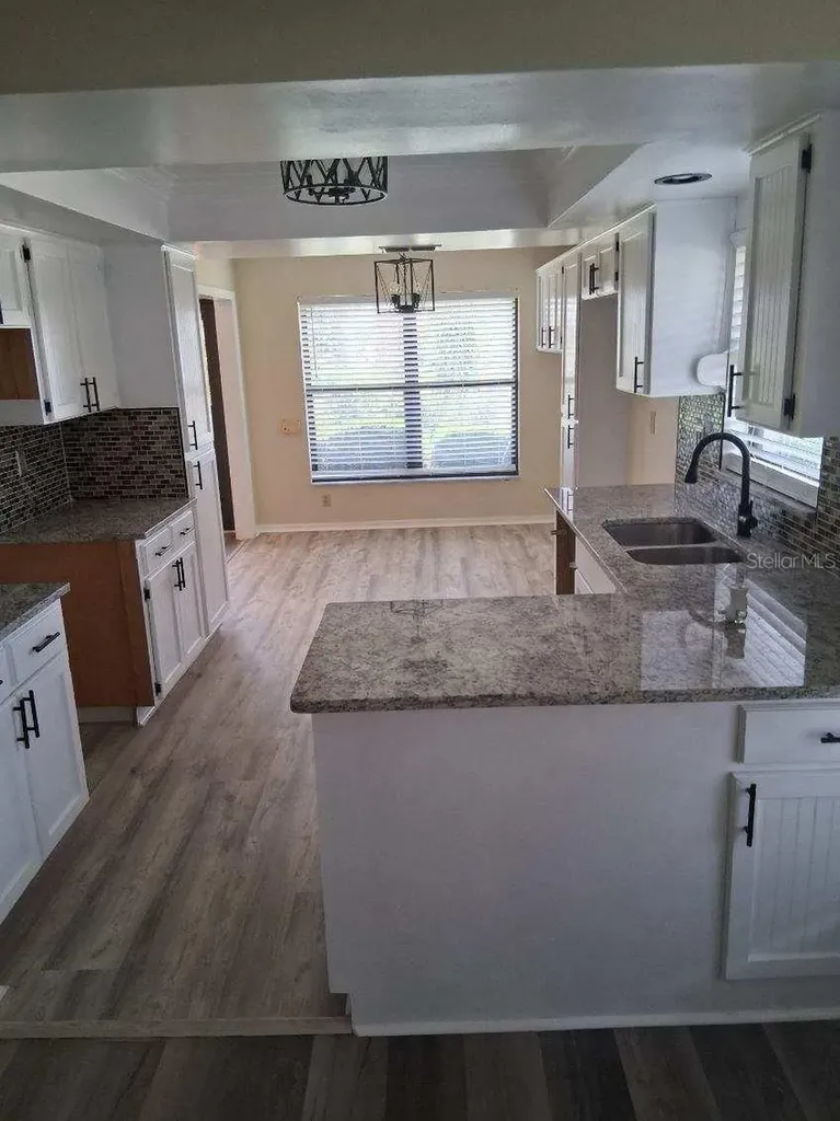 2501 Lonigan Place Sun City Center FL 33573