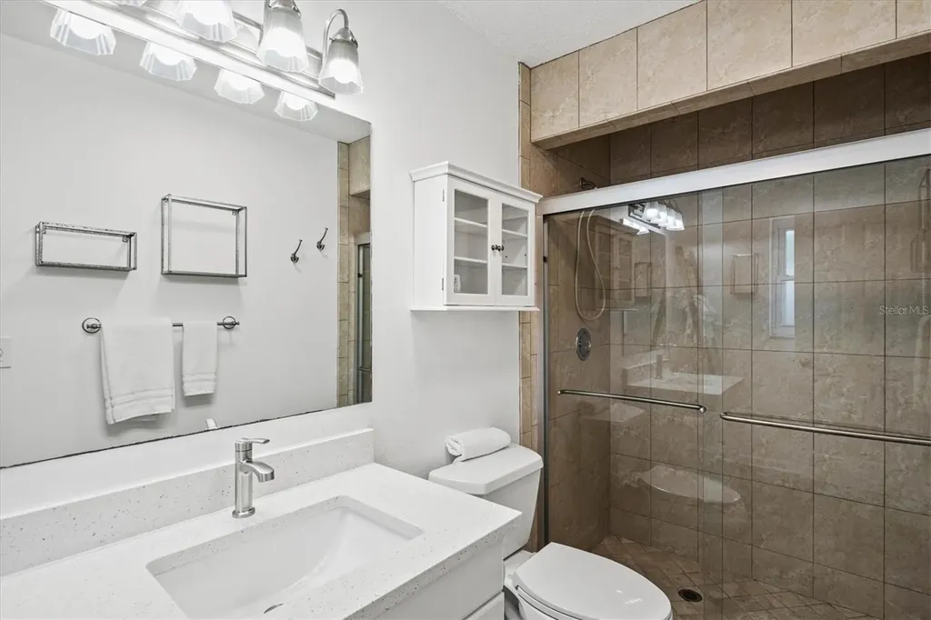 2572 Jefferson Circle Sarasota FL 34239