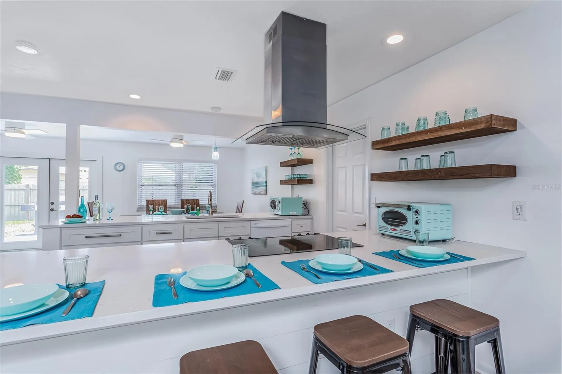 2572 Jefferson Circle Sarasota FL 34239