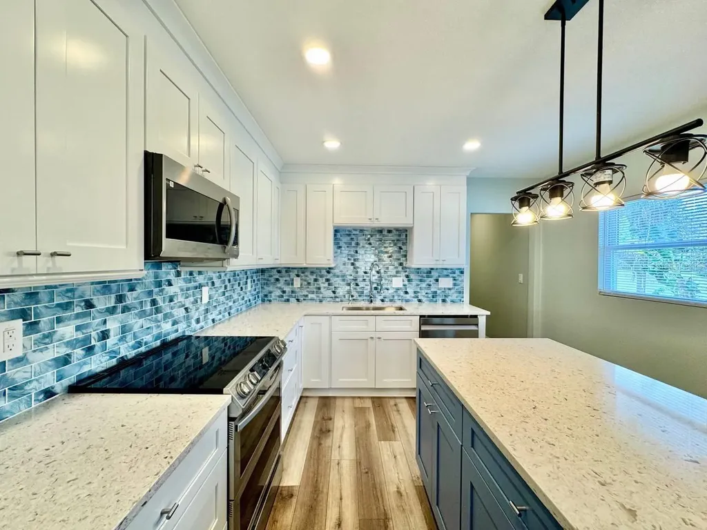 5907 N Ola Avenue Tampa FL 33604